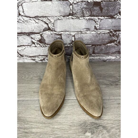 ITALEAU Tan Suede Leather Ankle Side Zipper Low Heel Boots Women Sz 37EU/7.5M US - Picture 2 of 16